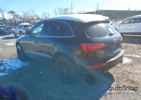 2010 Audi Q5 3.2 Premium из США, поврежденный, VIN WA1LKAFP1AA014075